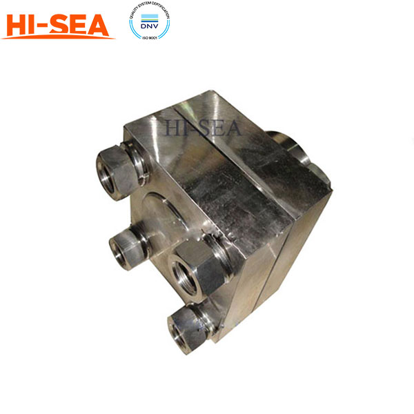 21 MPA Square Flange